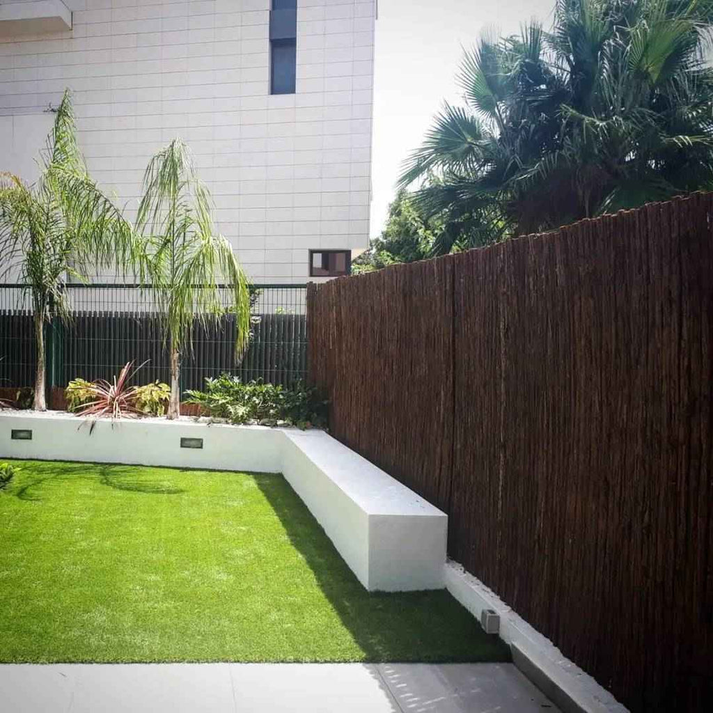 Brezo de corteza de pino simple cara – Ocultación natural, elegante y sin mantenimiento