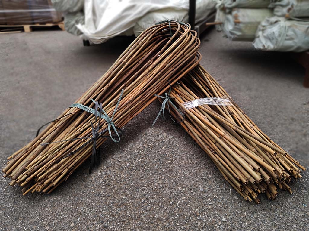 compra tutores en arcos de bambu para entutorar enredaderas